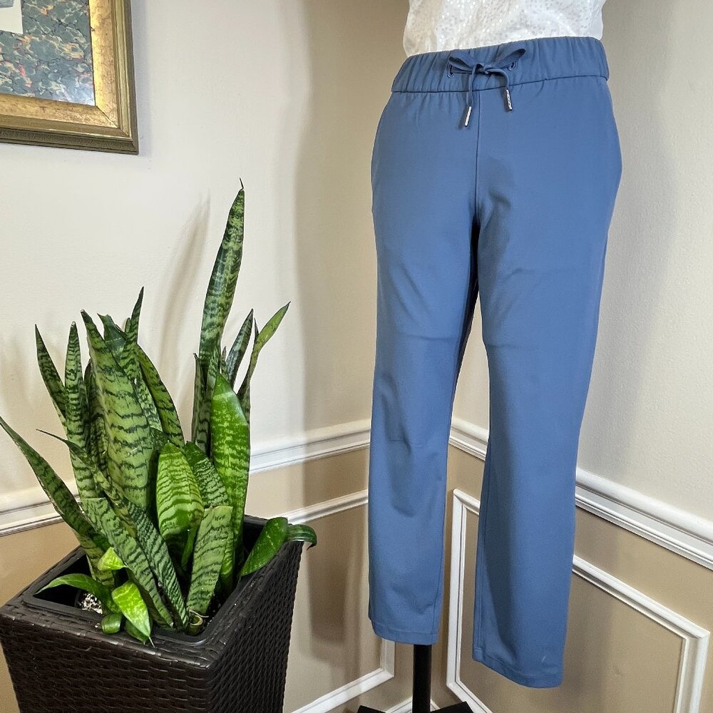 Lululemon “On The Fly” 7/8 Mid Rise GRAY Pant Tapered Elastic Waist Small